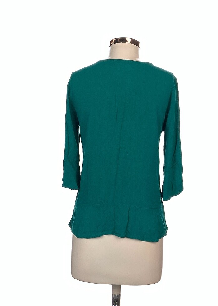 LC Waikiki Bluz %70 İndirimli. - Görsel 3