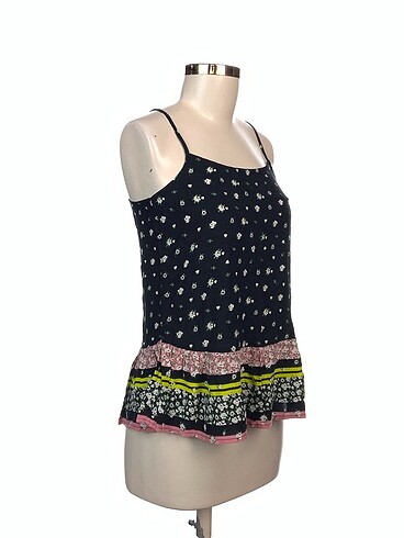 LC Waikiki Bluz %70 İndirimli. - Görsel 2