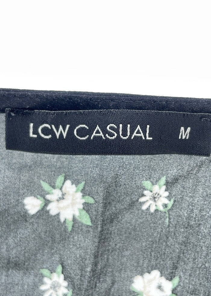 LC Waikiki Bluz %70 İndirimli. - Görsel 4