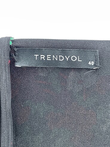 40 Beden çeşitli Renk Trendyol & Milla Kısa Elbise %70 İndirimli.