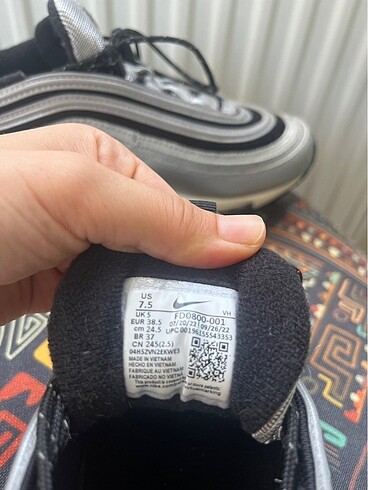 37,5 Beden Nike spor ayakkabı
