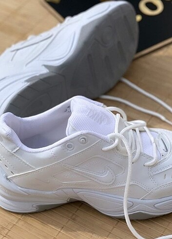 Nike spor ayakkabi
