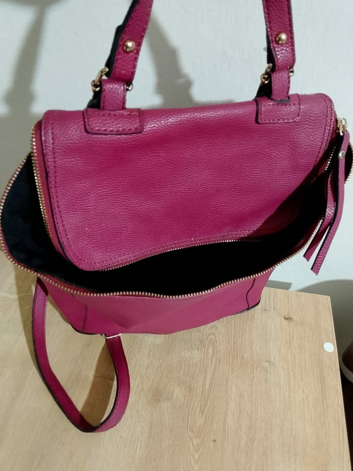 Pembe Deri Kadın Sırt Çantası - Görsel 4