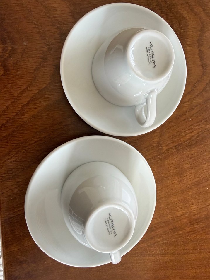 Beyaz porselen Fincan ve Tabak Seti - Görsel 3