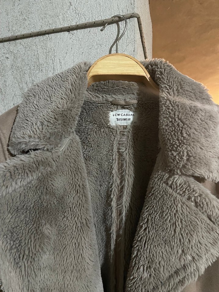 Gri Süet Kadın Ceket - Kürk Detaylı - Görsel 3