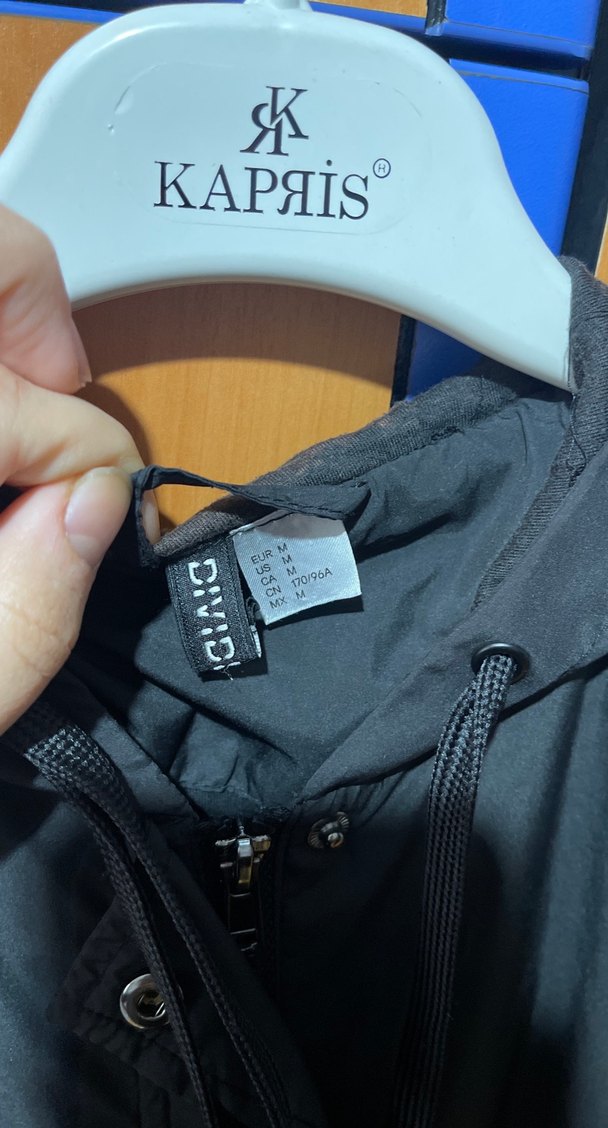 Düğmeli Siyah Kadın yağmurluk - Görsel 3