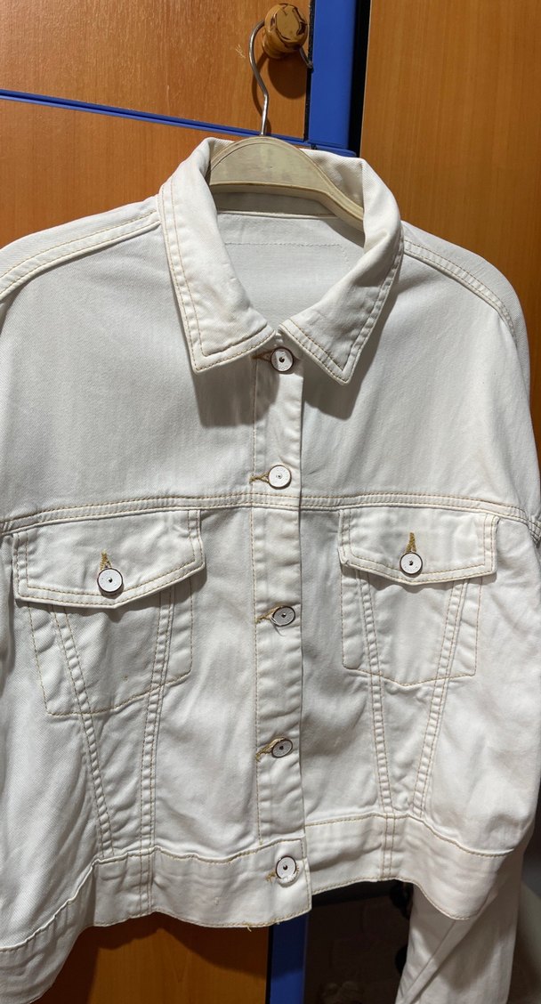 Beyaz Düğmeli Kadın Denim Ceket - Görsel 2