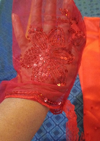 Kırmızı Nakışlı Mini Dantel Detaylı Kına eldiveni ve kurdelası - Görsel 4