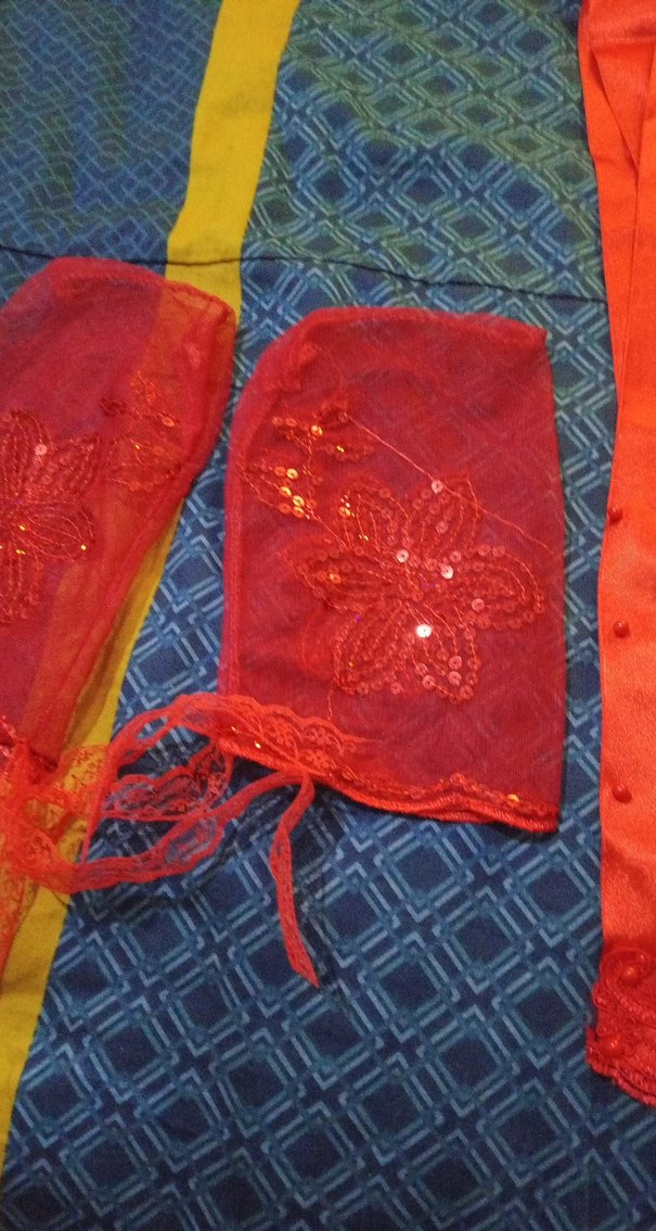 Kırmızı Nakışlı Mini Dantel Detaylı Kına eldiveni ve kurdelası - Görsel 3