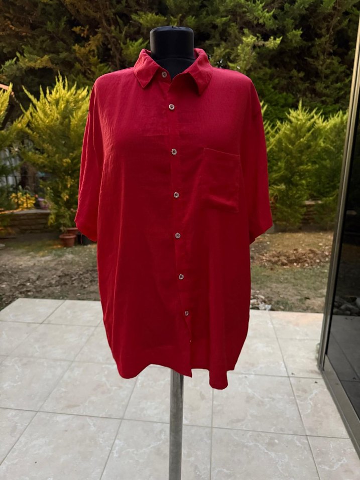 Düğmeli Kırmızı Midi Kadın Gömlek - Görsel 3