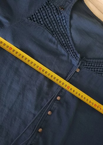 Düğmeli Mavi Nakışlı Bohem Kadın Bluz - Görsel 5