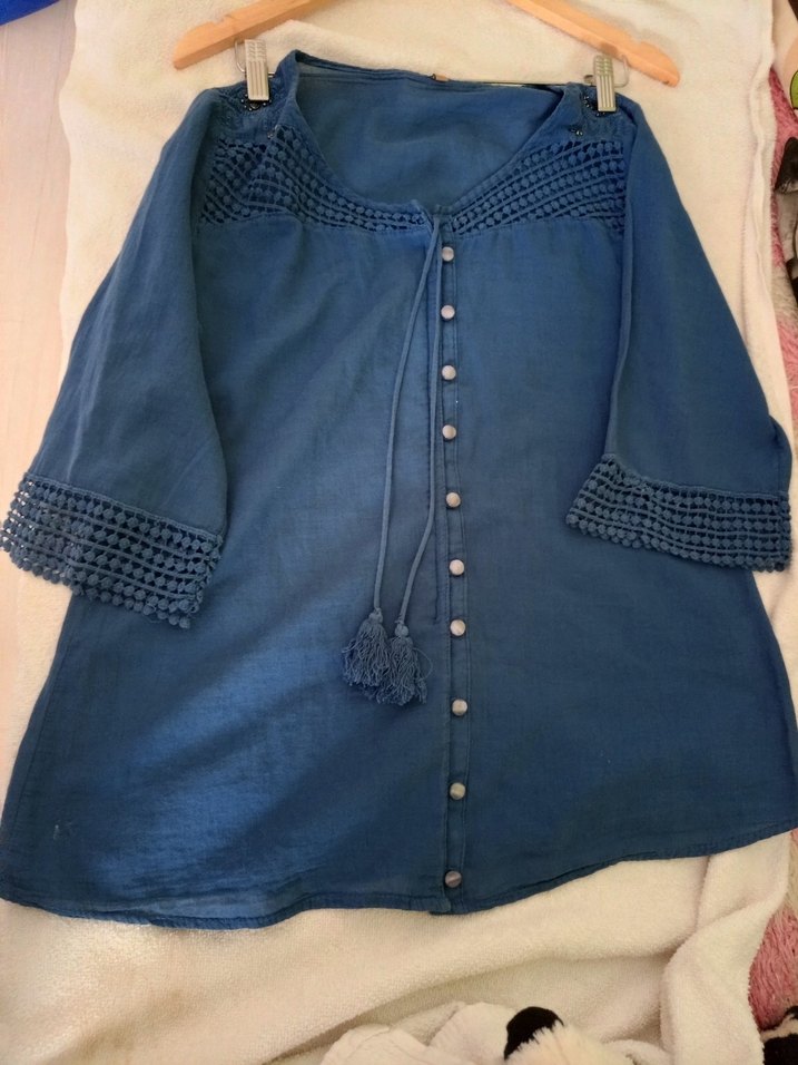 Düğmeli Mavi Nakışlı Bohem Kadın Bluz - Görsel 2