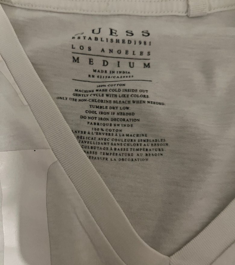 Kadın Beyaz V Yaka Baskılı Kısa Kollu Tişört - Görsel 2