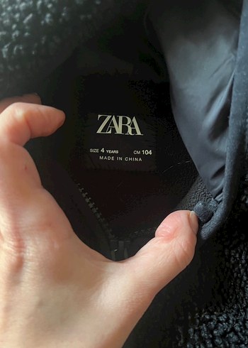 Siyah Erkek Çocuk Kapüşonlu Peluş Ceket - Görsel 3