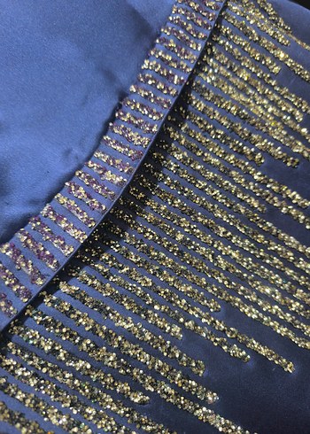 Uzun Kollu Boncuk İşlemeli Mavi Abiye Elbise - Görsel 3