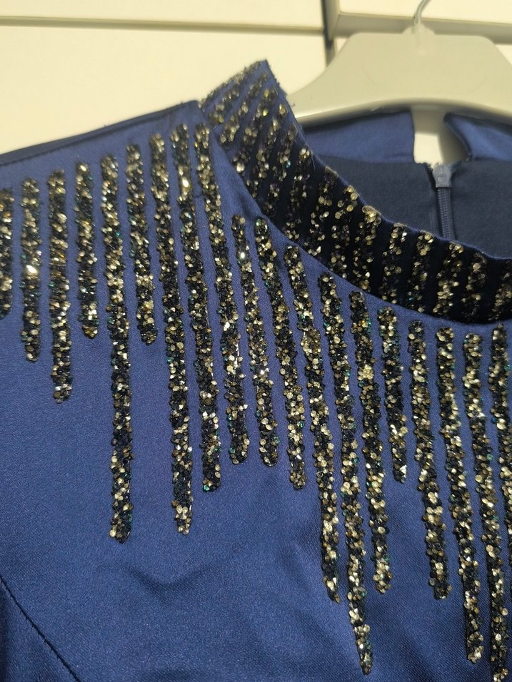 Uzun Kollu Boncuk İşlemeli Mavi Abiye Elbise - Görsel 2