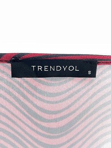 s Beden çeşitli Renk Trendyol & Milla Mini Üst %70 İndirimli.