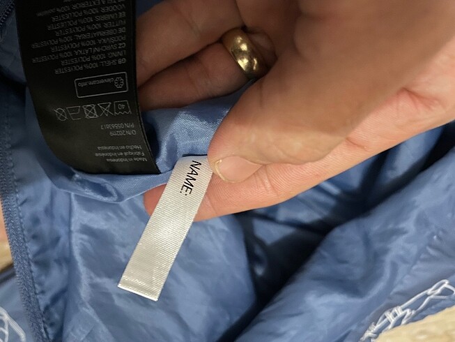 12-18 Ay Beden H&M yağmurluk