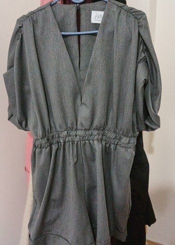 LC Waikiki Gri Midi Tulum V Yaka