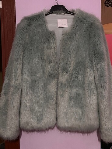 Bershka kürk buz mavisi