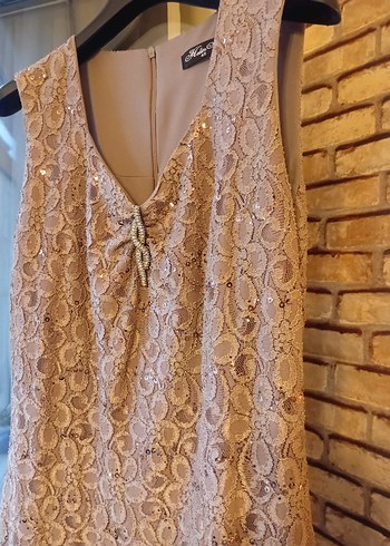 Dantel Detaylı V Yaka Bej Uzun Elbise - Görsel 5