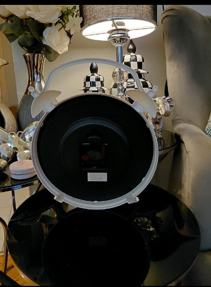 Beyaz Parlak Masa Saati - Görsel 4