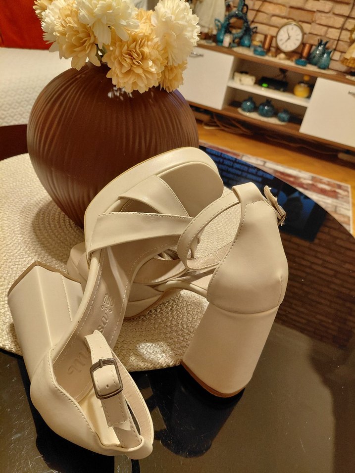 Beyaz Platform Topuklu Kadın Akşam Ayakkabısı - Görsel 5