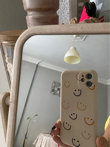 Diğer iPhone 11 krem kılıf