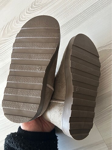 26 Beden Çocuk ugg bot