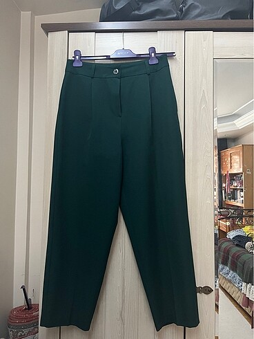 Yeşil Kumaş Pantolon