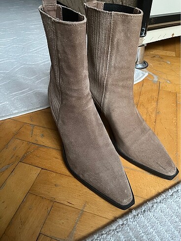 40 Beden Zara bot
