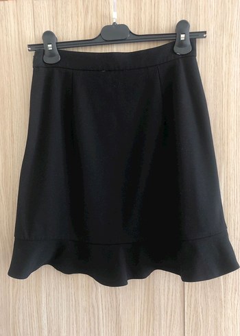 Siyah yırtmaçlı Mini Etek - Görsel 2