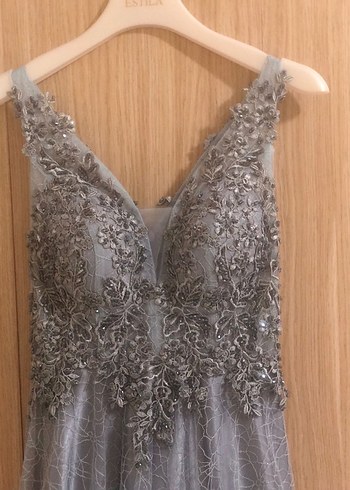 Dantel Detaylı Gri Uzun Abiye Elbise - Görsel 2