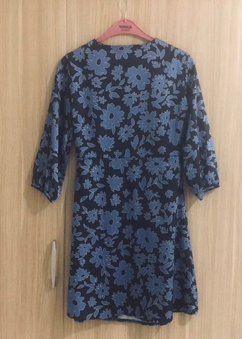 çiçekli asyalı tarzı elbise - Görsel 2