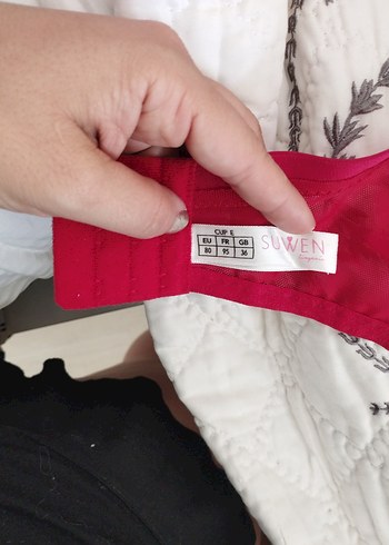xl Beden kırmızı Renk Kırmızı Dantel Detaylı toparlayıcı Sütyen