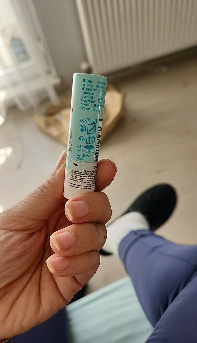 Yves Rocher Kırmızı ve Mavi Dudak Bakım seti - Görsel 4