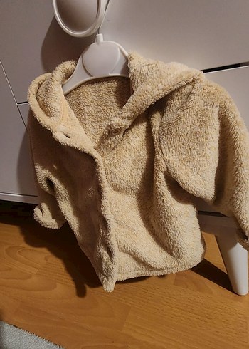 Kapüşonlu Bej Erkek Çocuk Peluş Mont - Görsel 3