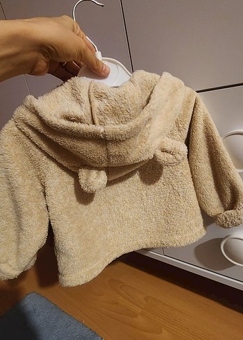 Kapüşonlu Bej Erkek Çocuk Peluş Mont - Görsel 2