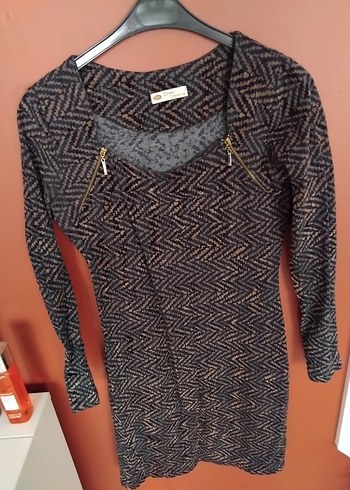 Uzun Kollu V Yaka Desenli kadife Elbise - Görsel 2