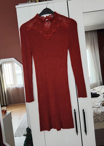 Kırmızı Dantelli Yüksek Yakalı Kadın Triko Elbise - Görsel 5