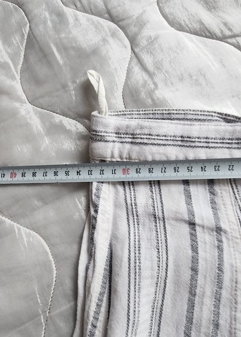Düğmeli Beyaz Çizgili Mini Keten Etek - Görsel 4