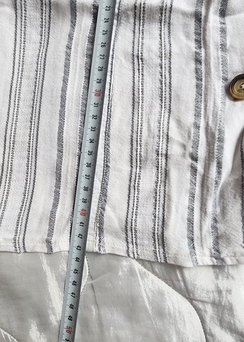 Düğmeli Beyaz Çizgili Mini Keten Etek - Görsel 5