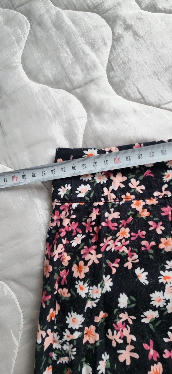 Çiçek Desenli Mini Etek - Görsel 3