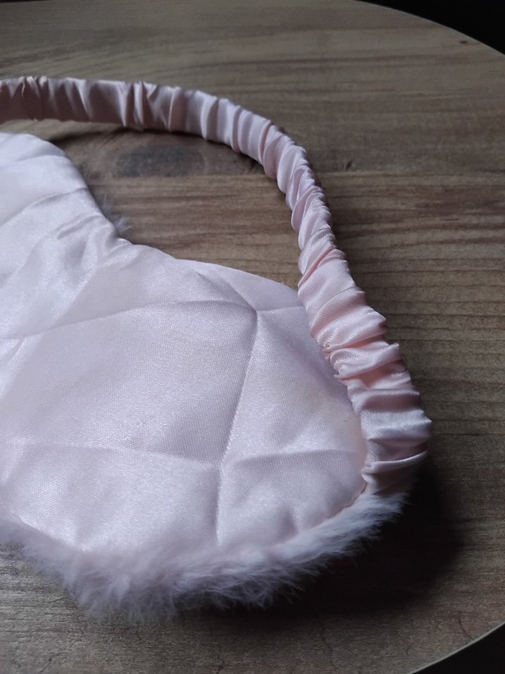 Peluş Detaylı Kadın Uyku Maskesi - Görsel 2