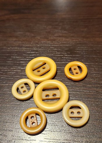 Sarı Yuvarlak Düğmeler Seti - Görsel 3