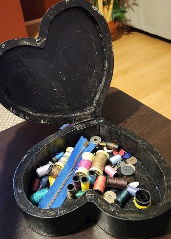 Siyah Kalp Şekilli ahşap kutu - Görsel 4