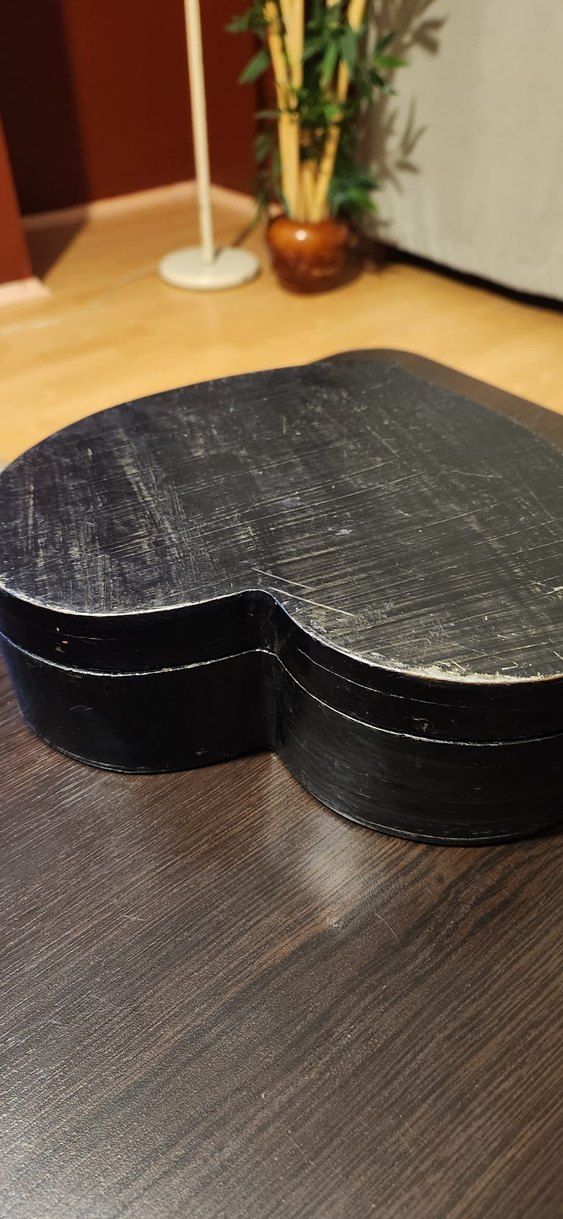 Siyah Kalp Şekilli ahşap kutu - Görsel 3