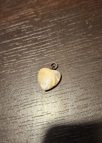 Altın Renkli Midi Boy Kalp Kolye - Görsel 4