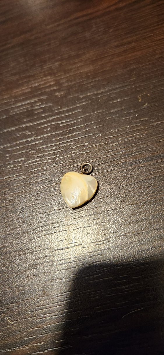 Altın Renkli Midi Boy Kalp Kolye - Görsel 4