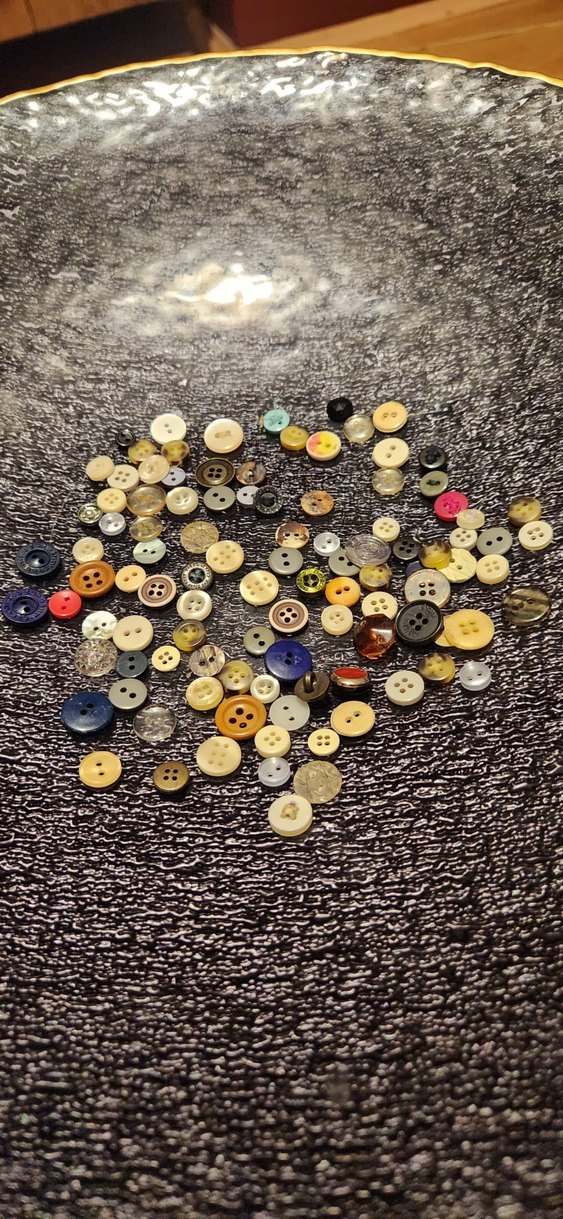 Çeşitli Renklerde Düğme Seti - Görsel 3